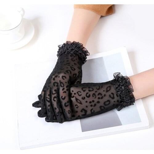 Fashion Sexy Leopard Women Gloves Sunscreen Driving Ladies Mesh Short Thin Dance Party Dressy Glove Summer Black Mittens