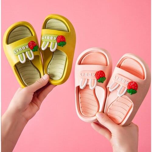 Childrens Slippers Girls Cartoon Cute Indoor Princess Baby Childrens Slippers Funny Slippers Warm Slippers Hairy Slippers