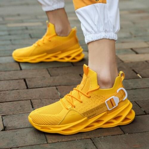 Summer 2021 Mens Mesh Sneakers Breathable Large Size 46 Men Platform Sneakers Yellow Sneakers Man Blade Shoes deportivas hombre