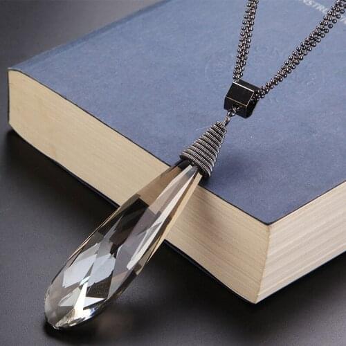 New Arrival Female Waterdrop Pendant Necklace Long Winter Sweater Chain Necklace Women Necklaces Wholesale Sales
