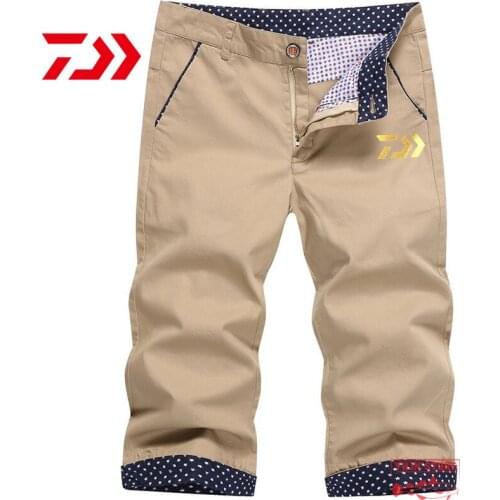 Daiwa New Summer Mens Thin Fishing Shorts Anti-sweat Fishing Clothes Breathable Quick Dry Outdoor Sports Wear Beach Short Pants