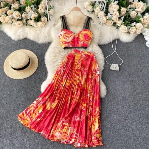 2021 Summer Womens Suit Holiday Style Lace Sling Crop Top High Waist Large Pleated Skirt Two-piece Sets New Female Sets LH572