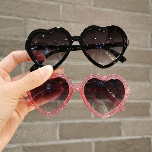 New Cartoon Lovely Kids Sunglasses Flash Crystal Heart Shape Frame Girls Children Sun Glasses Round Street Beat Baby Eyeglasses
