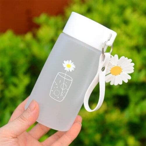 480ml Small Daisy Transparent Plastic Water Bottles BPA Free Creative Frosted Water Bottle With Portable Rope Travel Tea Cup