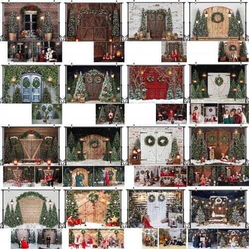 Christmas Vintage Door Birthday Photography Backdrop Christmas Trees Winter Retro Family Portrait Background Snow Wreath Props