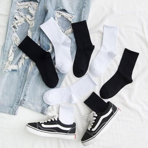 New Streetwear Solid Color Unisex Hip Hop Socks Women Black White Grey Vertical Bar Autumn Socks Cotton for Ladies