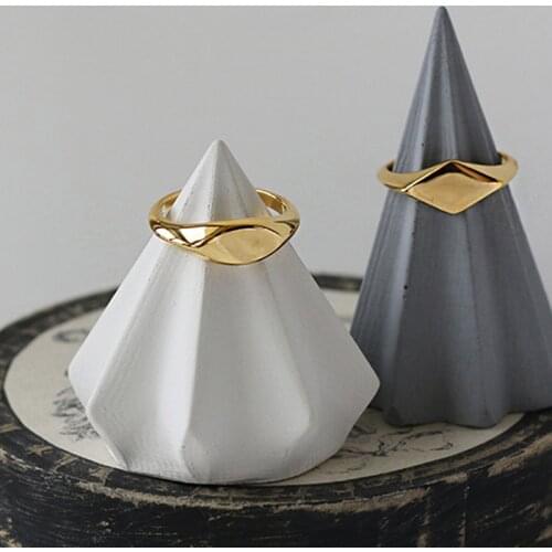 Classic Geometric Ring Gold Color Oval/Rhombus Rings for Women Girlfriend Anniversary Birthday Gift