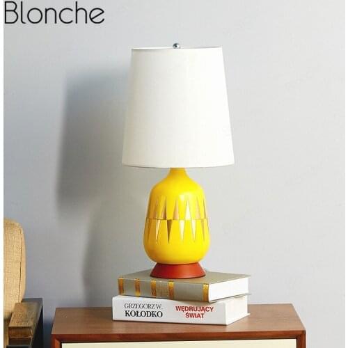 Modern Creative Table Lamps Yellow Resin Desk Lights for Bedroom Study Bedside Home Decor Nordic Led Standing Lights Luminaire