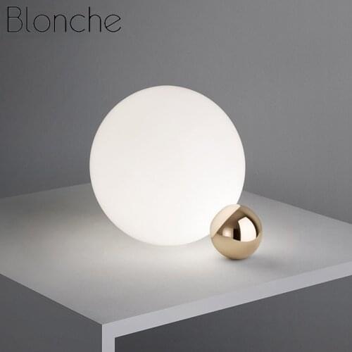 Postmodern Creativo Salotto In Vetro Camera Lampada Da Tavolo Art Studio Camera Da Letto Comodino Lampada Da Tavolo Design