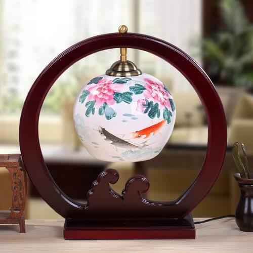 Jingdezhen Bedroom Living Room Bedside Modern Creative Chinese Antique Wedding Tyres Lamp Ceramic Hand Painted Desk Lamp