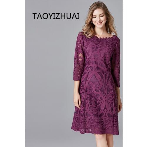 TAOYIZHUAI Autumn winter Vintage christmas Purple Dress Fat lady temperament embroidered hollow sequins natural waist lace dres