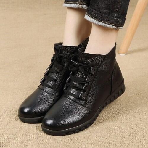 New Genuine Leather Shoes Woman Winter Boots 2020 Womens Ankle Boots Flat With Zip Fur Female Retro Shoes