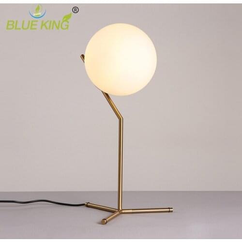Post modern white ball glass lamp Nordic minimalist creative fashion personality warm bedroom decoration bedside table lamp