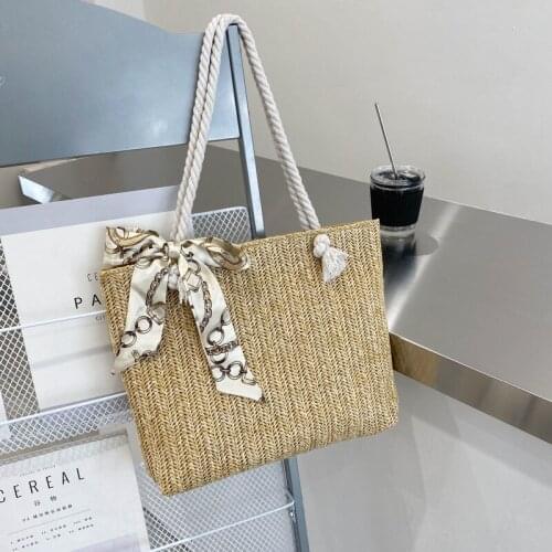 Straw bag 2021 new beach woven one-shoulder handbags Japan and South Korea simple leisure vacation travel tide