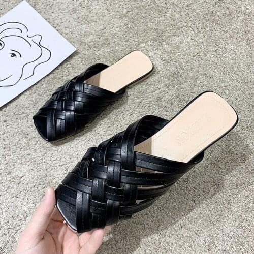 Shoes female 2021 summer new wave hand-woven vintage baotou word flat flat bottom outdoor sandals and slippers sandales