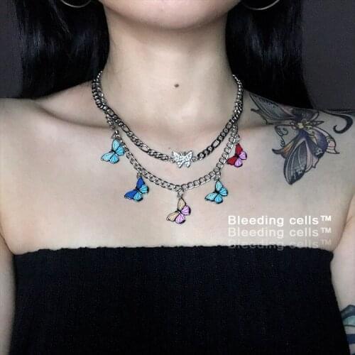 Ins with diamond color butterfly necklace European and American retro homemade Lisa 90s cool girl butterfly necklace