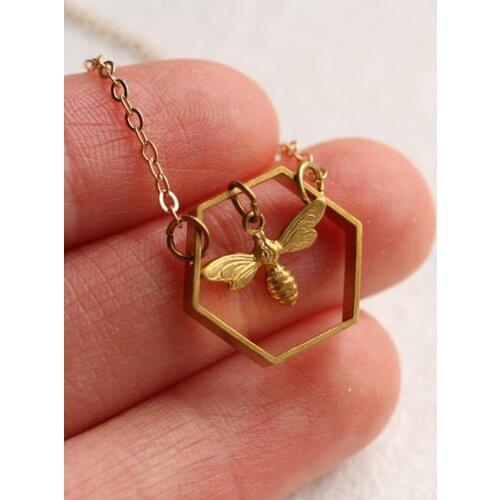 Fashion New High Quality Cute Bee Necklace Gold Color HoneyBee Pendant Necklace For Women Valentines Day Gifts