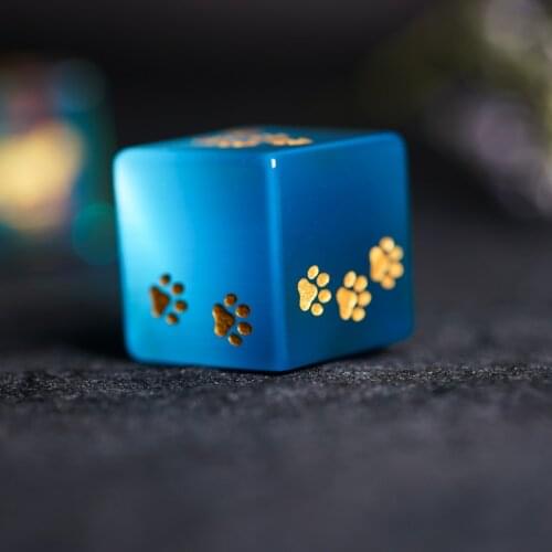 Natural Crystal Amethyst Custom Dice Handmade Engrave Gemstone Kitten Paw D6 Dice DND RPG COC Borad Games Cats Eye Stone Gift