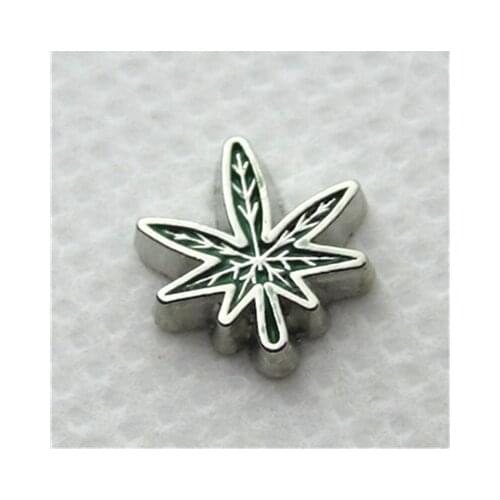 Hot selling maple leaf floating charms living glass floating pendant lockets charms