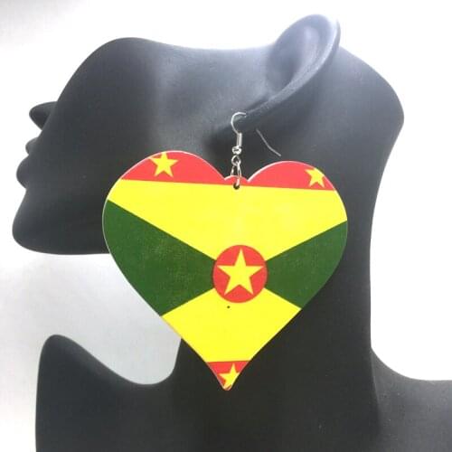 Free Shipping! Printing Grenada Flag Heart Wooden Earrings