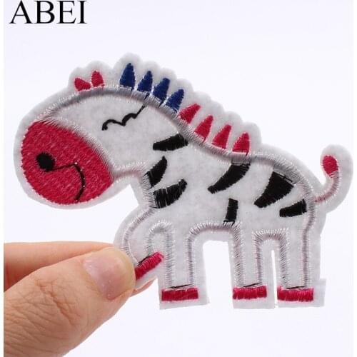10pcs/lot Cartoon Animal Patch Iron On Hippo Sticker Embroidery Zebra Appliques for Kids Clothes Bags Jeans Pants Sewing Patches
