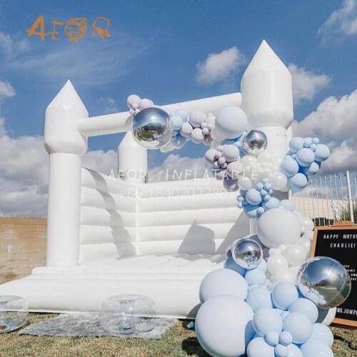 White wedding inflatable bouncy castle/ moon bounce house/ inflatable jump castle bouncer for wedding