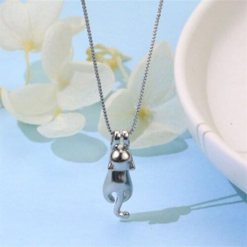 Lovely Crawling Cat Animal Pendant Necklace Elegant Girl Student Necklace Anniversary Jewelry Party Accessories Birthday Gift