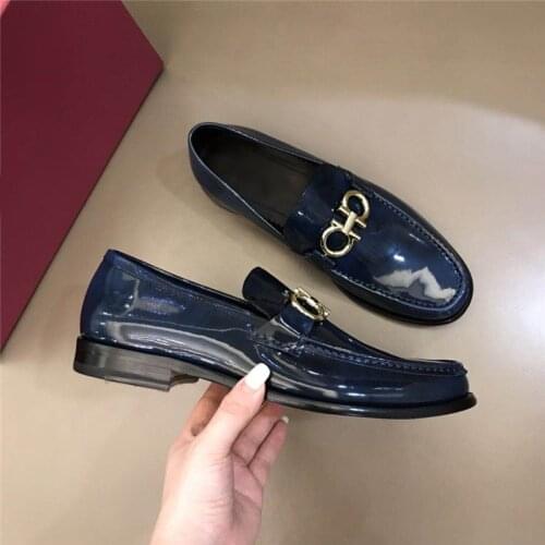2020 new Guangzhou leather mens shoes leisure patent leather shoes formal thick soled wedding shoes