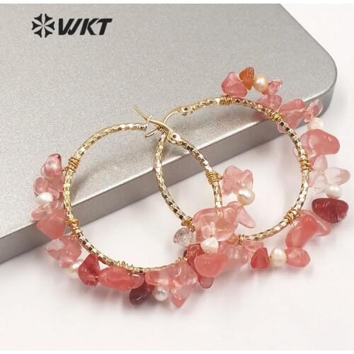 WT-E608 WKT Pink Color Gravel Stone Earring Gravel Stone And Pearl Earrings Romantic Fashion Earrings Jewelry Gift For Lady