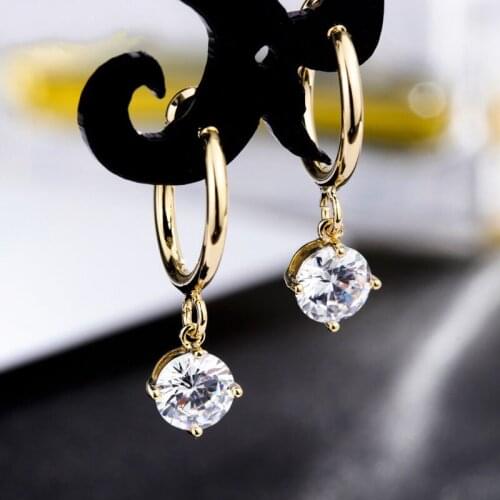 Fashion Female Unusual Drop Earrings Elegant Charm No Perforation Jewelry Ear Clip For Women Wedding Party New Year Gifts