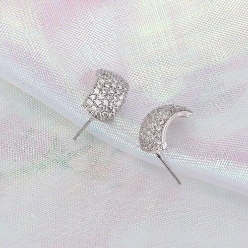 Korean Edition Popular C - Word Metal Earring Refined Lady Earring For Woman Set Zircon Semicircles Earrings