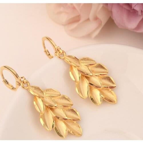 Bangrui Gold Color leaf Earrings Women/Girl,Love Trendy Jewelry for African/Arab/Middle Eastern girls party jewelry gift