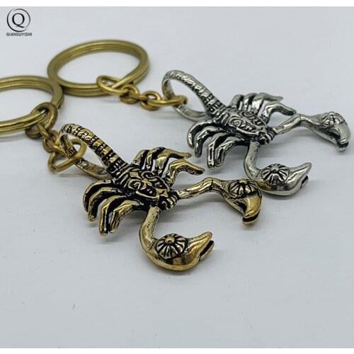 Brass Retro Scorpion Figurines Keychain Pendants Creative Desktop Ornament Metal Alloy Copper Animal Toy Car Key Chain Hangings