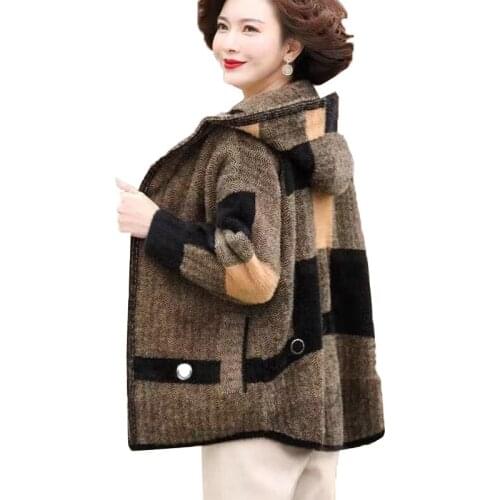 New 2021 Imitate Mink Fleece Womens Coat Middle-Aged Mother Short Winter Clothes Thick Hooded Loose Plus Size Ladies Jacket Top