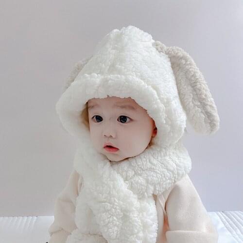 New 2-8 Years Old Boys Girls Winter Child Novelty Caps Warm Cute Bear Ear Hat Casual Plush Hat Scarf Gloves Set Casual Kids Caps