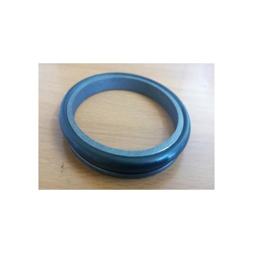 FT304.31F, the floating oil seals for the front axle, the Foton tractor