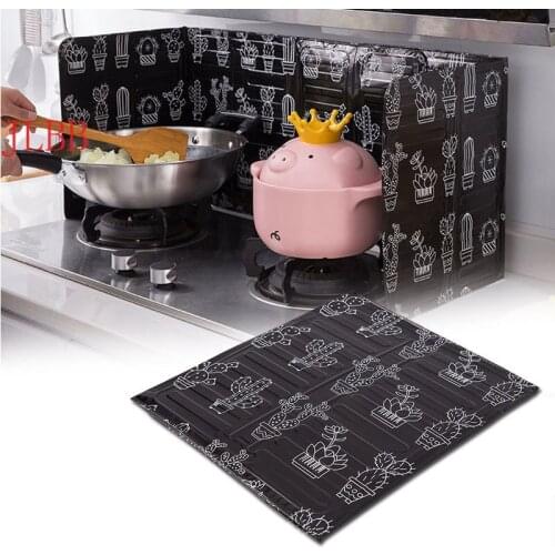 Kitchen Gas Stove Baffle Plate Aluminum Foldable Kitchen Frying Pan Oil Splash Protection Screen Kichen Accessories