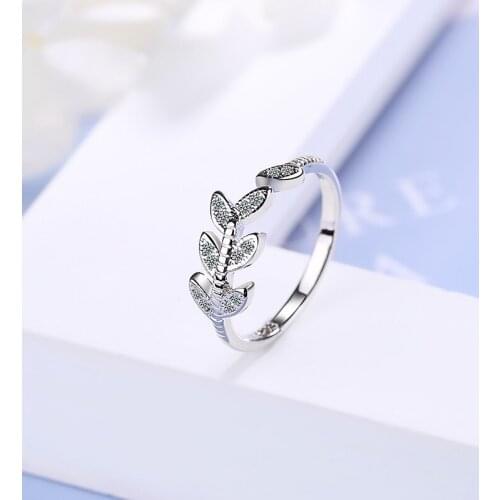 New Fashion Shiny Crystal Paved Finger Rings Cute Branch Leaf Plant Opening Design Ring Band Female Lyrical Wedding Ring Jewelry