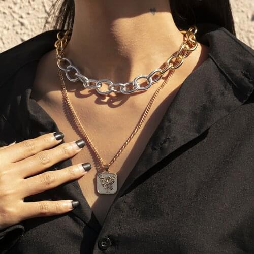 2021 New Creative Contrast Color Womens Cross Chain Metal Necklace Temperament Ins Wind Rose Alloy Wedding Party Necklace Gift