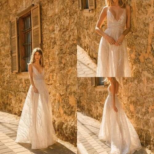 Wedding Dresses Sexy Spaghetti Straps V Neck Lace Appliqued Sequin Bridal Gowns Backless Sweep Train A Line Wedding Dress