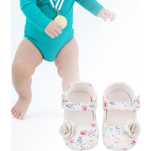 1 Pair Baby Shoes Faux Leather Skin Friendly Flower Surface Spring Cute Baby First Walker Shoes Baby Shoes Fashion Shoes