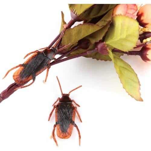 1Pcs April Fools Day Halloween Toys Joke Toy Lifelike Simulation Rubber Cockroach Gags & Practical Jokes Prop Decorations