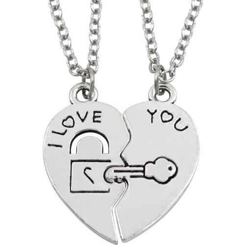 Lock Key Stitching Love Couple Necklace Silver Colour Alloy Lock Heart Necklace Girlfriend Gift Korean Fashion Jewelry Hot Sale