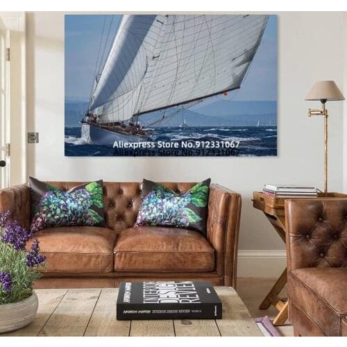Canvas painting Sailboat in The Wind in The Sea Living Room Decoration Canvas Art Poster and Wall Art Picture