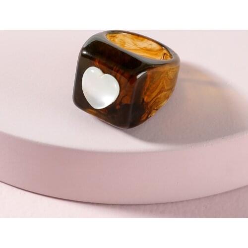 Brown Resin Acrylic Chunky Bold Heart Women Ring - Plastic Band Rings for Women