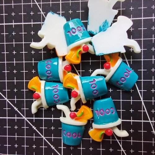 1pcs/lot resin flat back Simulation blue cool drink bottle 20mm Cabochons Hair Bow Center Card Frame Making Craft DIY