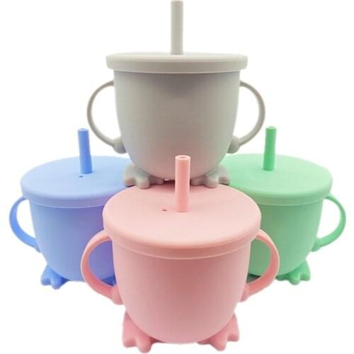 Silicone Baby Feeding Bottle Portable Double Handle Water Bottle Toddler Kids Learning Drinking Bottle Mugs With Straw Cup Lid