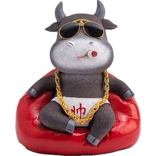 Car Ornament Resin Cattle Decoration Car Dashboard Decor Ornaments Auto Accessories Car Interior Interior Accessories