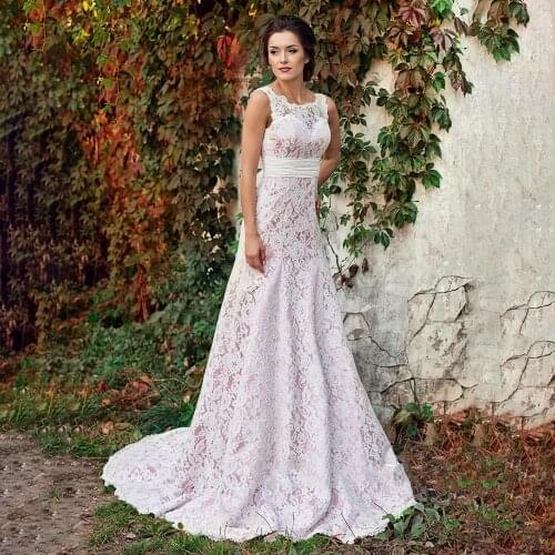 Sheath Column Lace Sleeveless Wedding Dress Ruched Belt Illusion Scoop Neck Backless 2021 Custom Made Bridal Gowns with Train