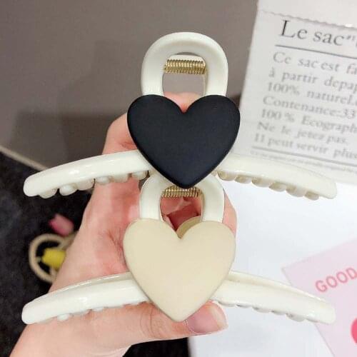 New Arrival Autumn New Colorful Heart Hair Claws For Women Girls Hit Color Fashion Elegant Gentle Hair Accessories